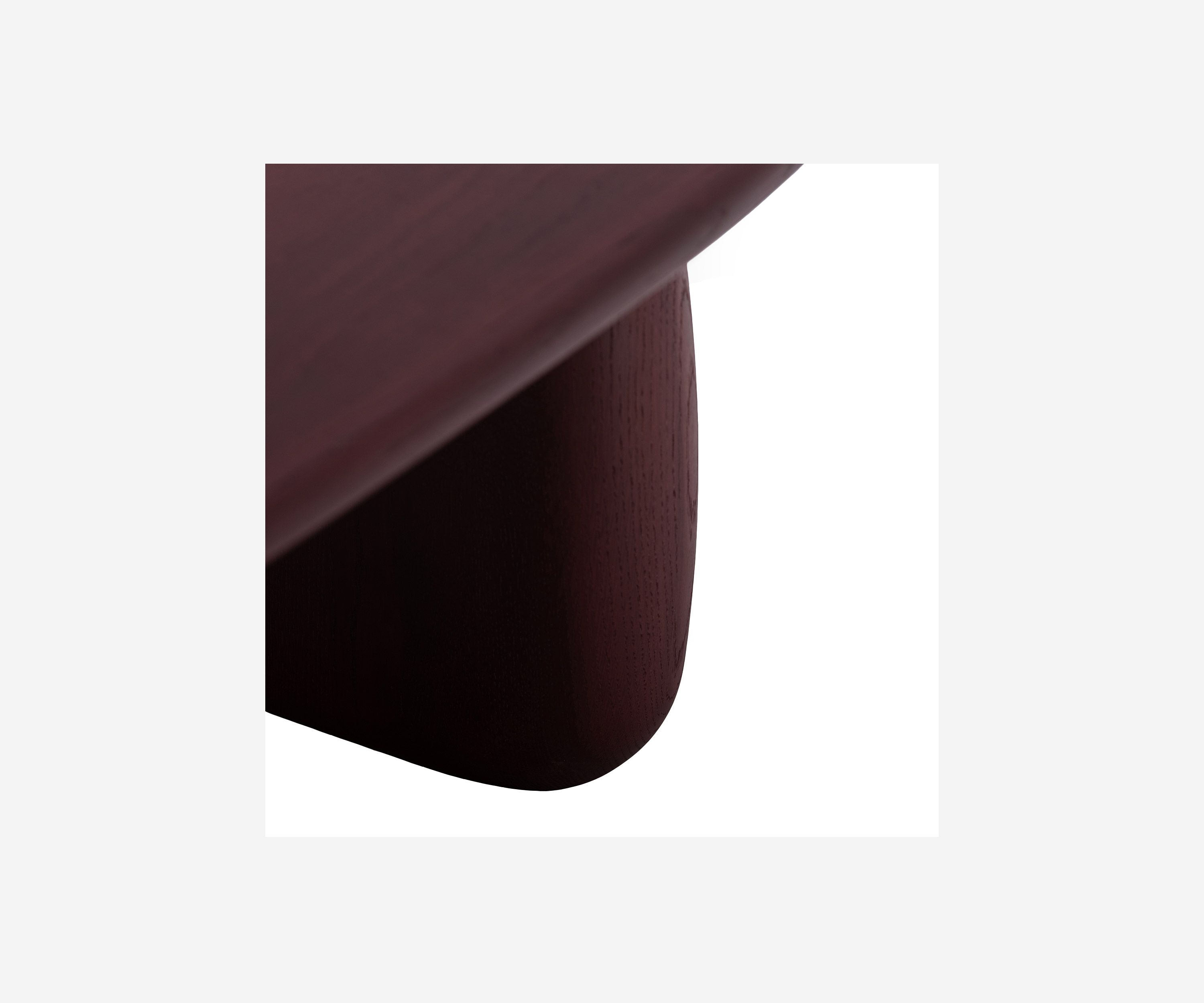 Cairn_coffeetable_5.jpg