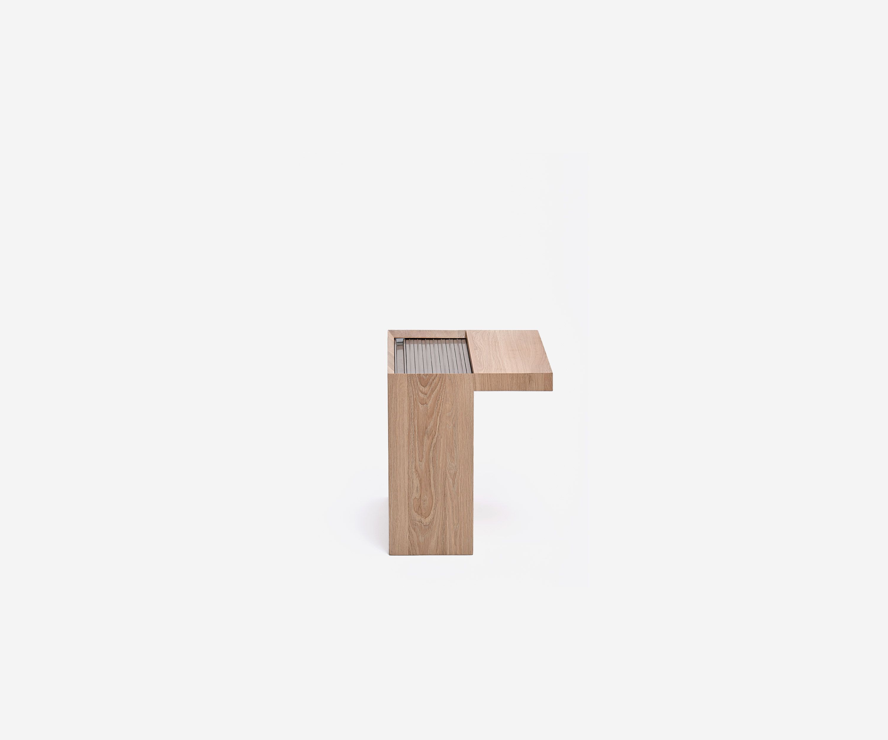 MiesSideTable2.jpg