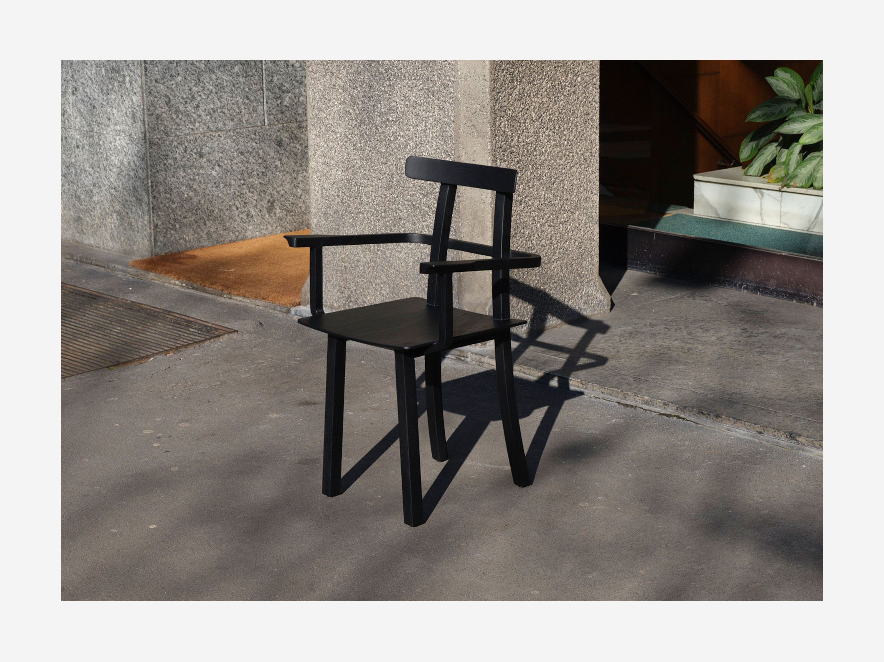 Nervosa_ChairAmbient2.jpg